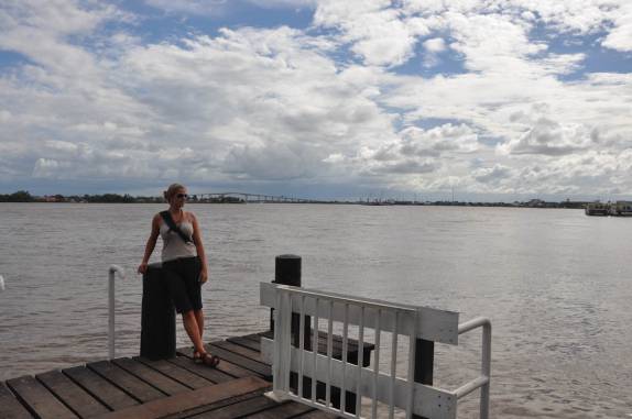 Na orla do rio Suriname, em Paramaribo, capital do país